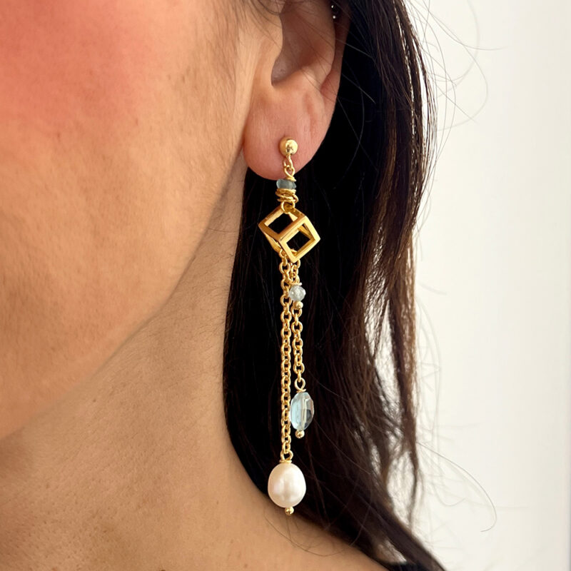 Orecchini Geometrique con acquamarina e perle, argento 925 dorato