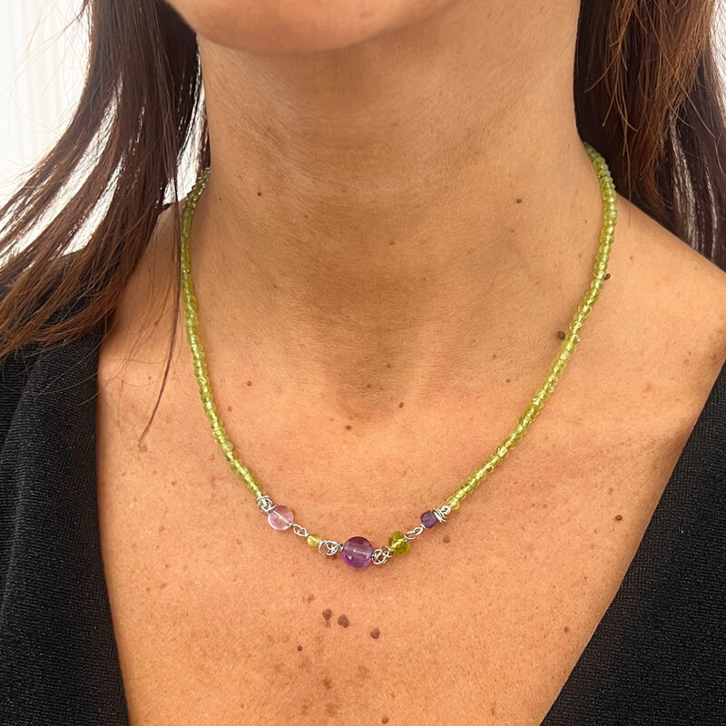 Collana Piccole Gioie con peridoto e ametista, argento 925 rodiato