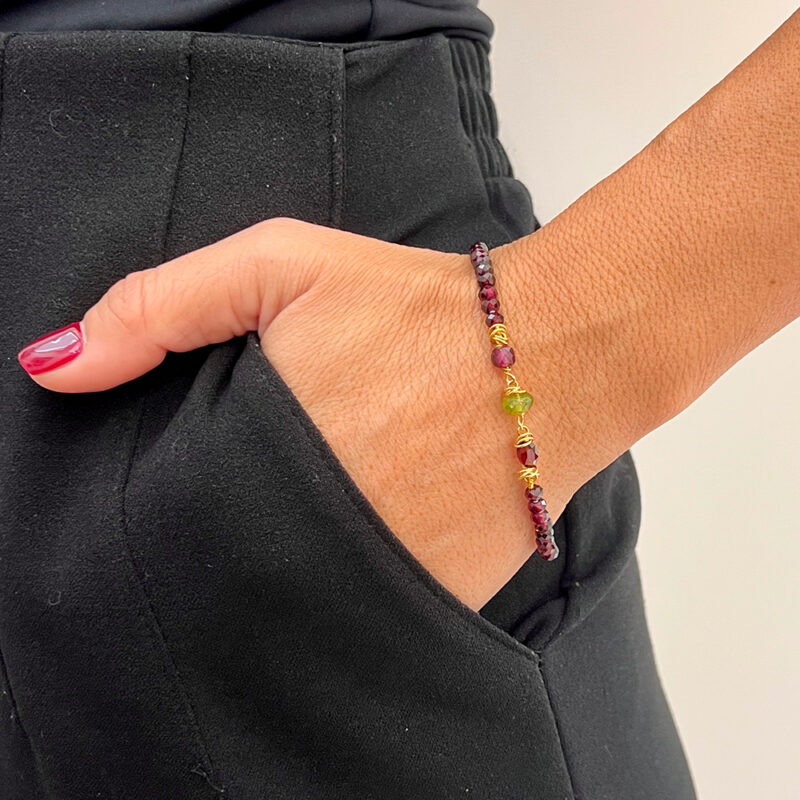 Bracciale Piccole Gioie con granato e peridoto, argento 925 dorato